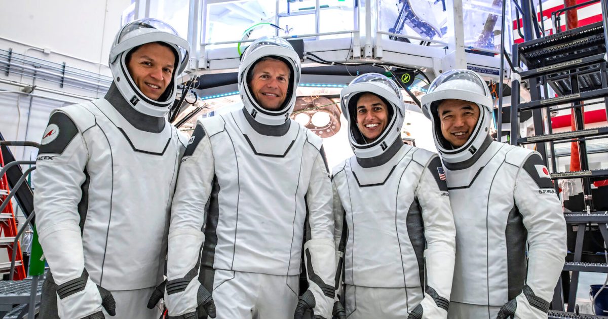 watch NASA and SpaceX launch Crew-7 to the ISS