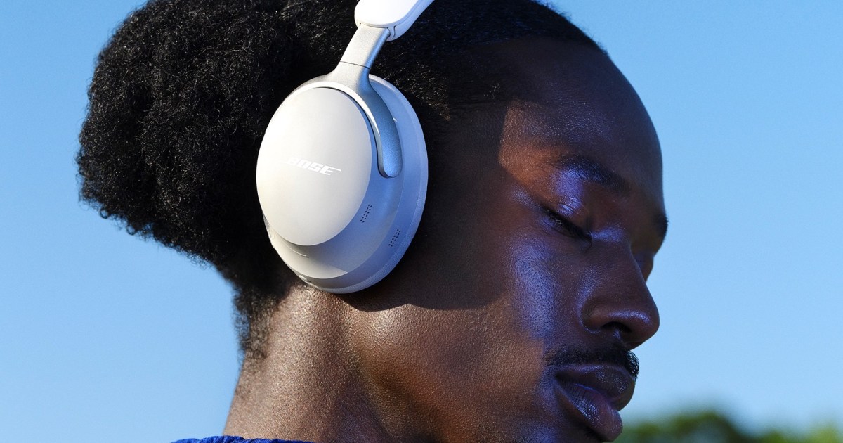 Bose ultra open earbuds. Bose Ultra. Наушники Ultra. Incorrect use of Headphones.