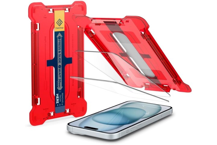 Caseology Snap Fit Screen Protector for iPhone 15.