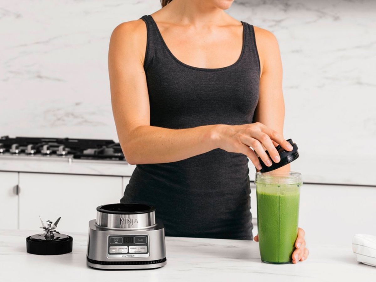 Making a smoothie with the Ninja Foodi Smoothie Bowl Maker.