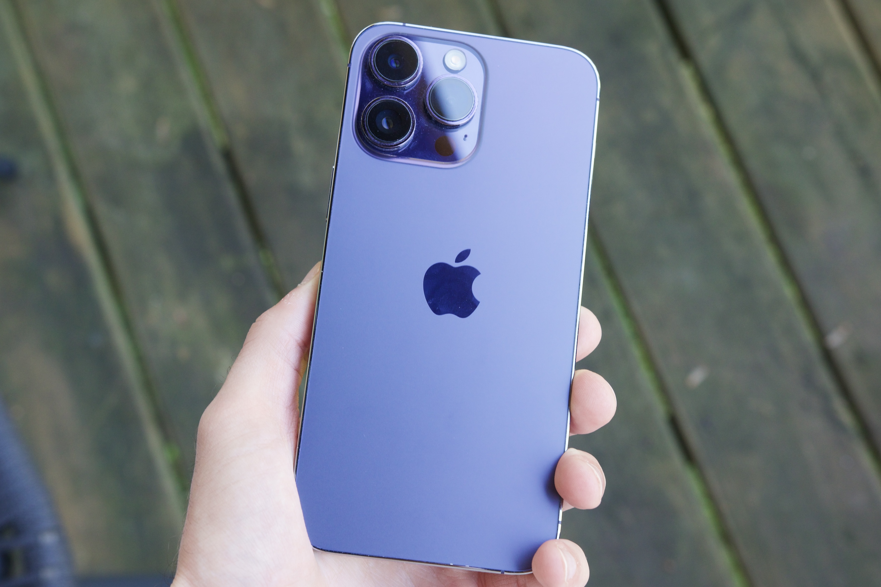 iPhone 14 Pro Max review: The battery life champ (for now)