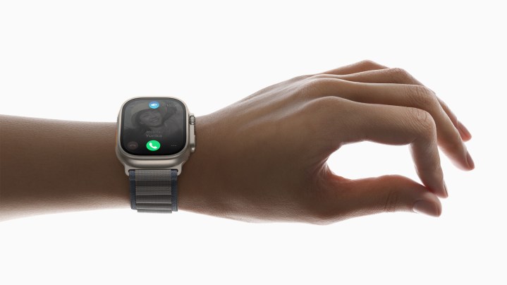 Apple Watch Ultra 2 dual gesture example