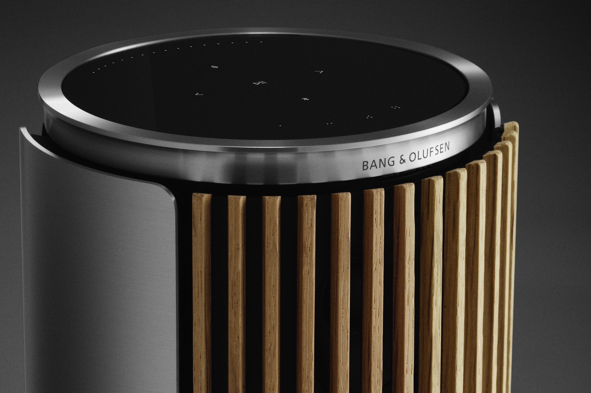 Bang & Olufsen Beolab 8 top touch controls.