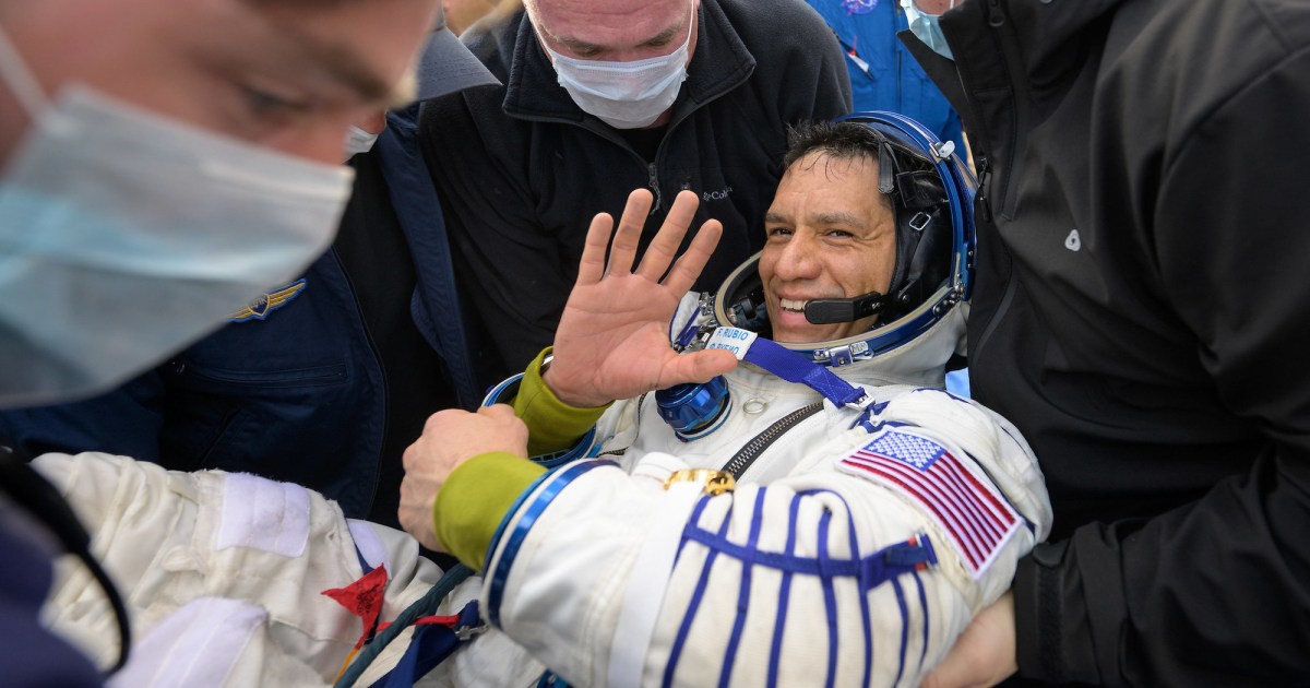 NASA’s record-breaking astronaut arrives home safely
