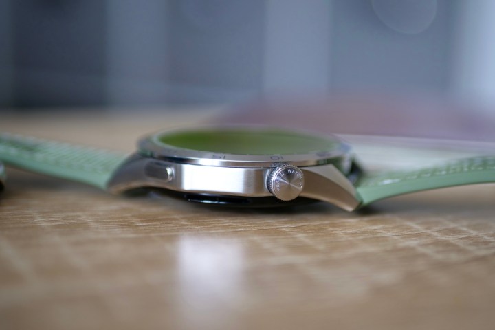 The crown on the Huawei Watch GT 4.