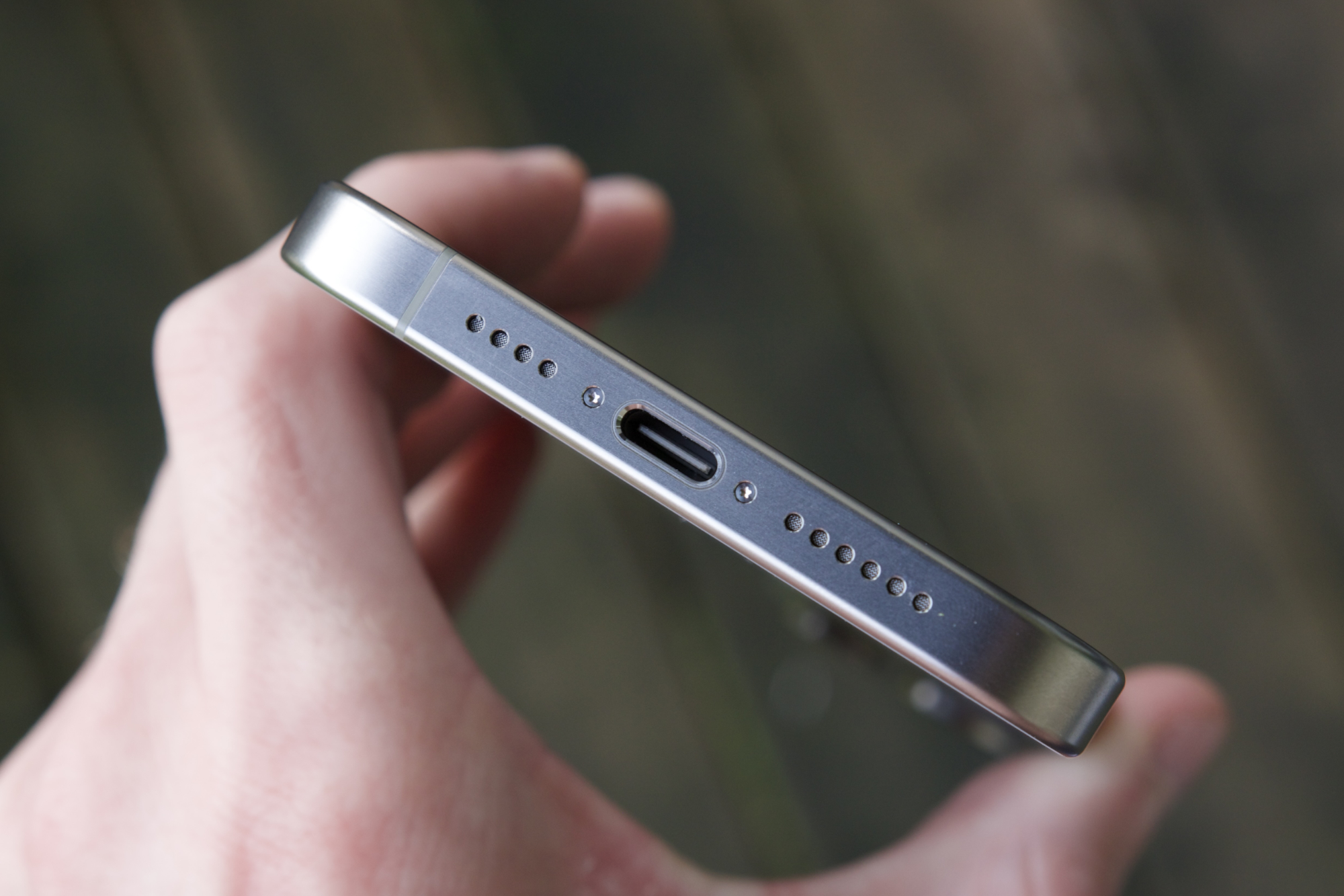 Just got an iPhone 15? Get this 6ft USB-C cable for $9 - Vimarsana News