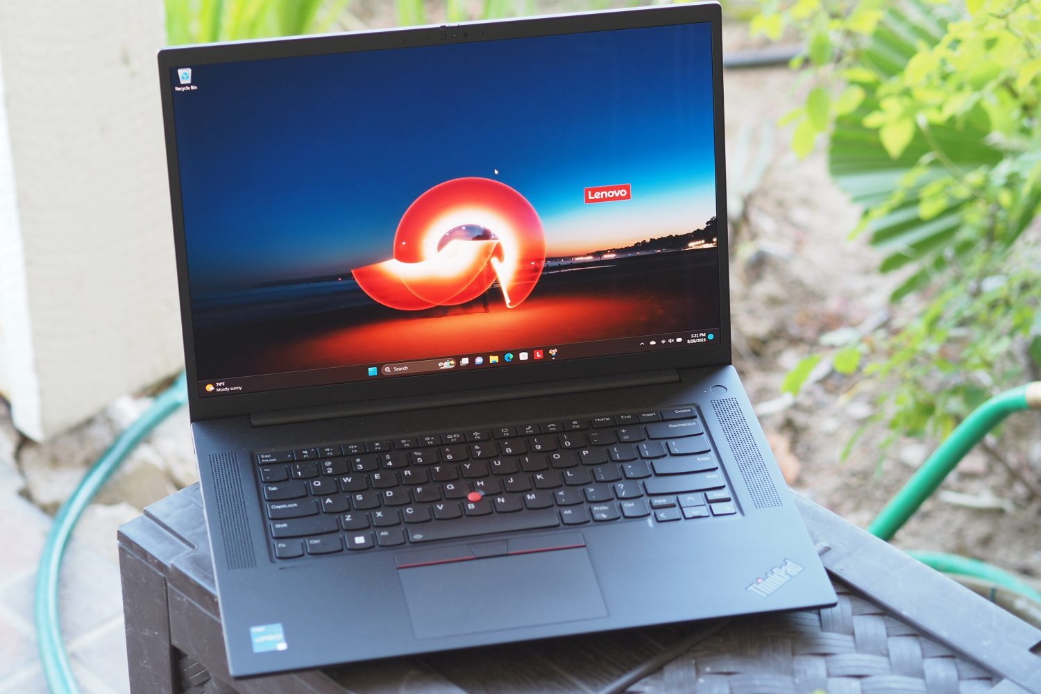Save $3430 on this Lenovo laptop with RTX 4090, 96GB of RAM - Vimarsana News
