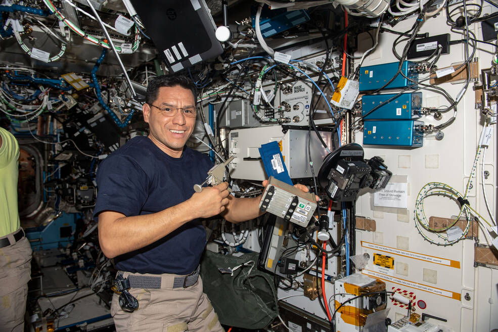 Frank Rubio a bordo de la estación espacial.