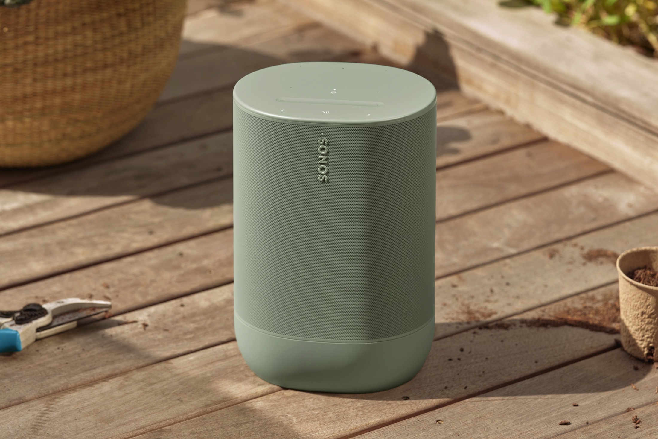 Hands on: Sonos Move fits in the home as well as outdoors