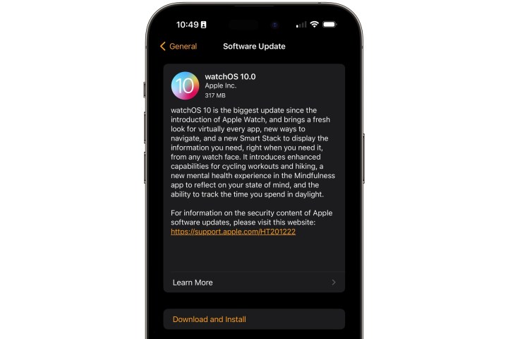 iPhone показывает обновление watchOS 10 в Watch приложение.