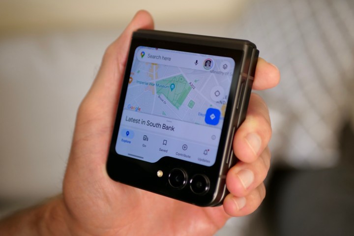 Google Maps sul Samsung Galaxy Z Flip 5.