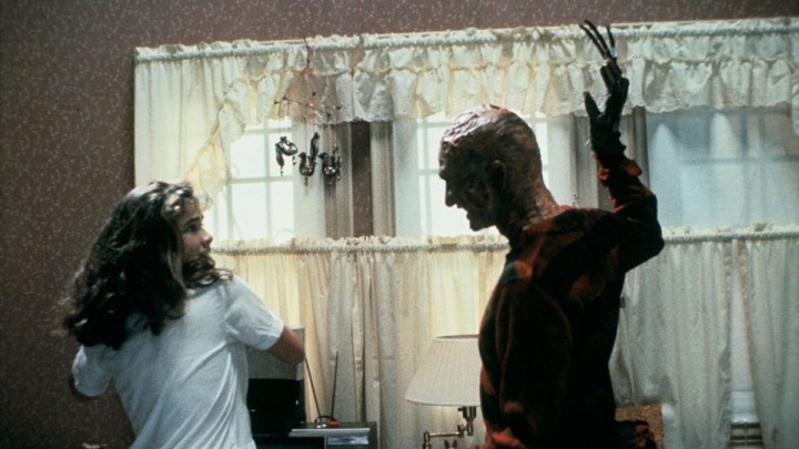 Heather Langenkamp et Robert Englund dans Un cauchemar sur Elm Street.