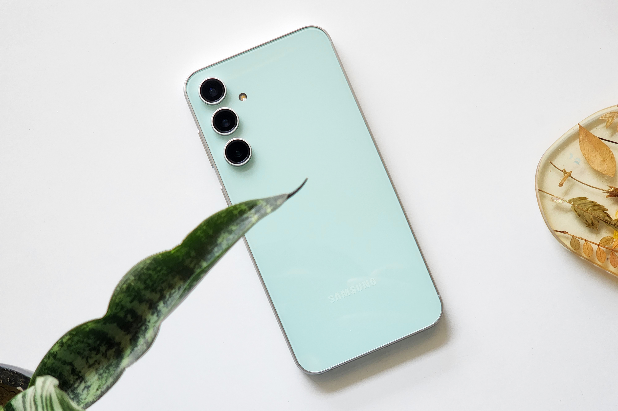 You need to hear the crazy origin story behind this Samsung phone - Vimarsana News