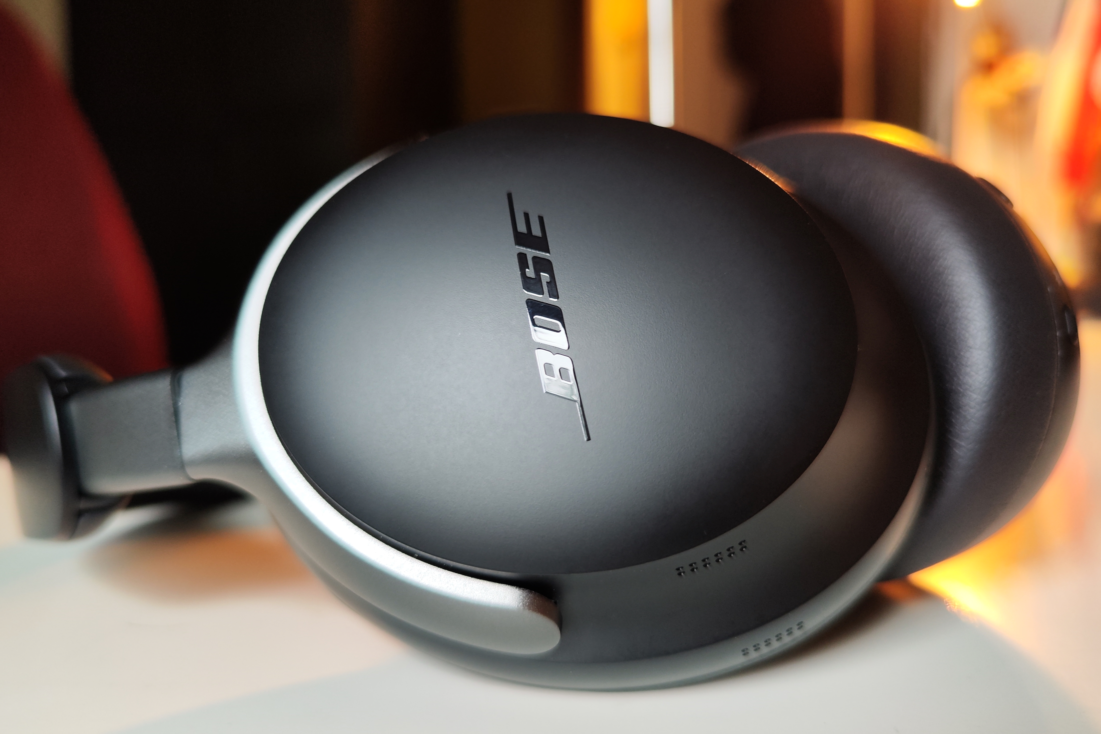 Bose QuietComfort Ultra (14 stores) see the best price »