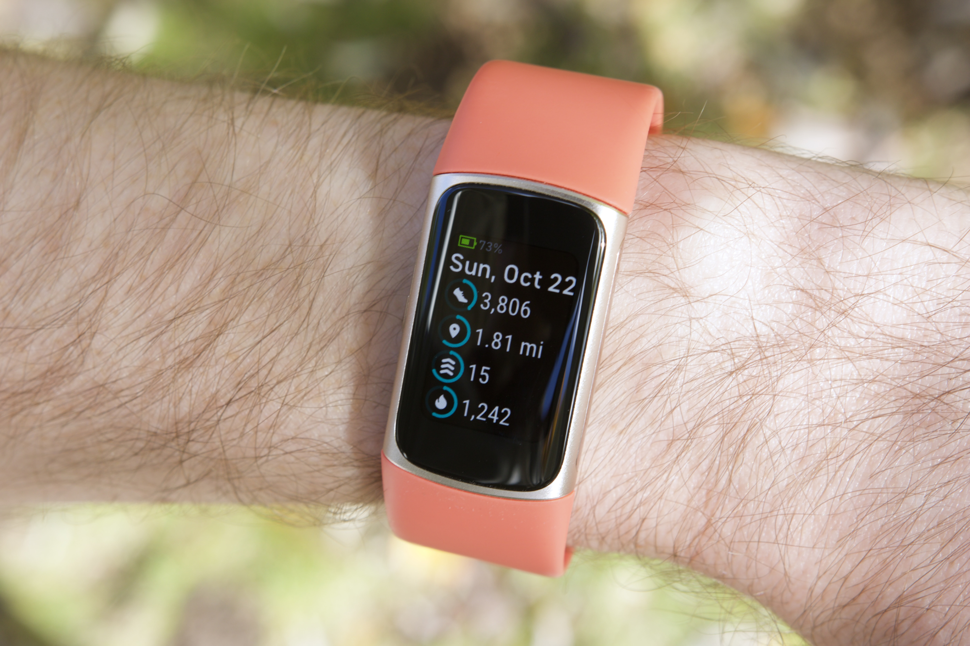 The Pros and Cons of the New Fitbit Charge 6 – for Runners