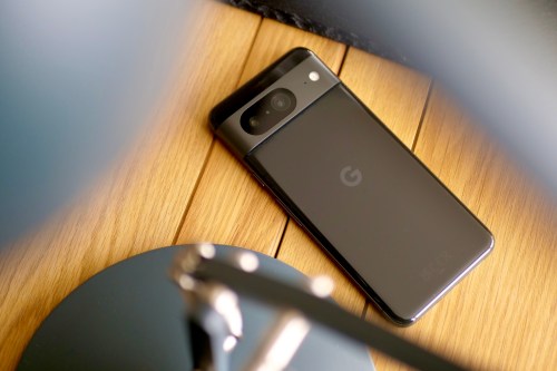 Your Google Pixel 8 is getting Gemini Nano in any case