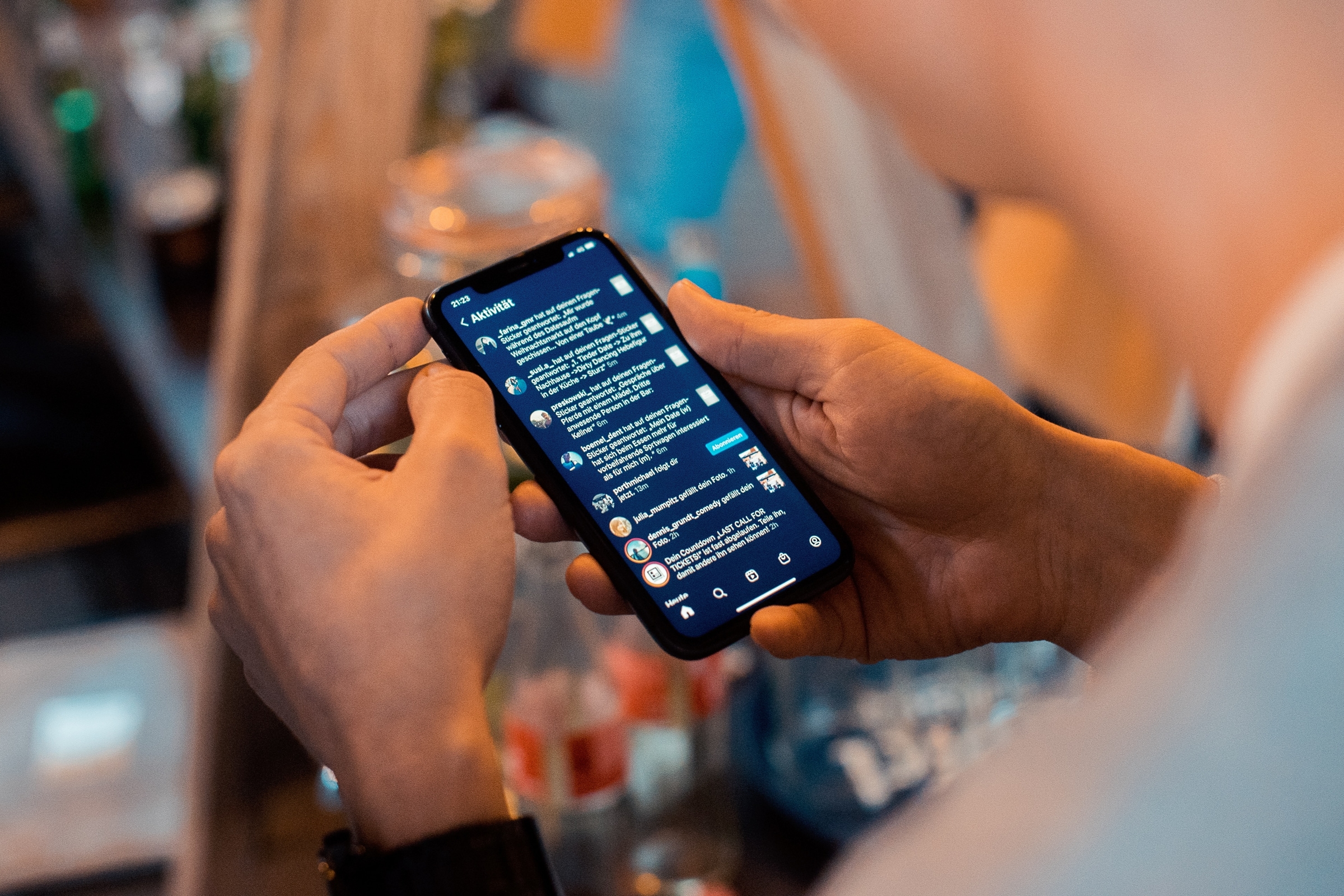 How to send a text message to an email address - Vimarsana News