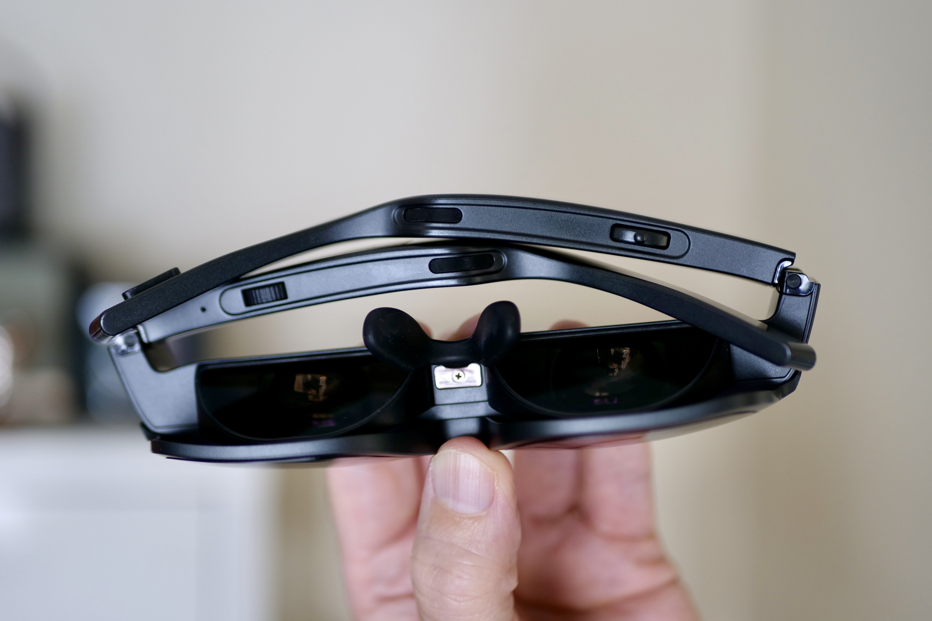The TCL RayNeo Nxtwear S XR glasses's controls.