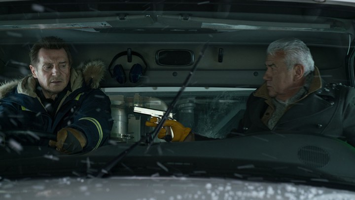 Liam Neeson et Tom Jackson dans Cold Pursuit.