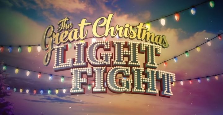 La pantalla de título de "La Gran Pelea de Luces de Navidad".