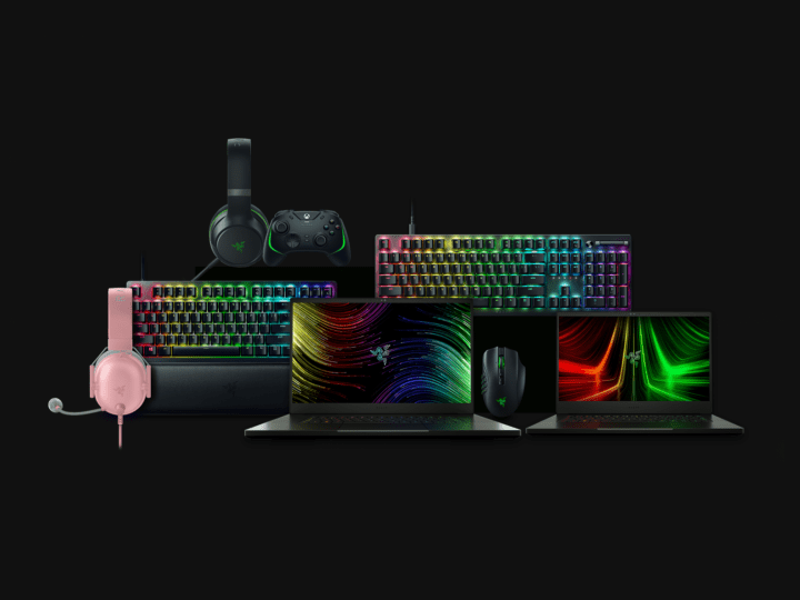 Razer Cyber Weekend Early Access auction on gaming peripherals and laptops.