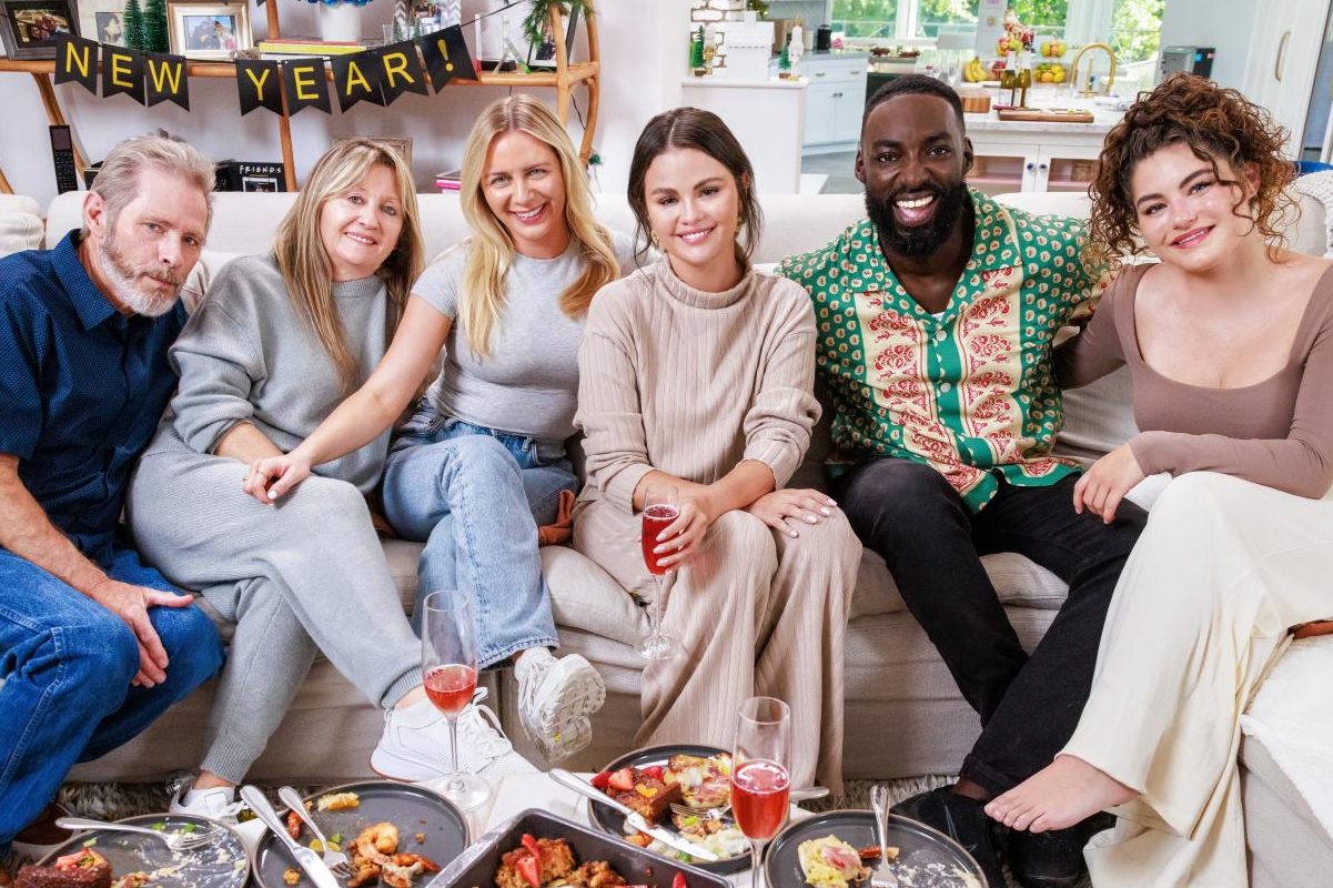 Where to watch Selena + Chef: Home for the Holidays - Vimarsana News