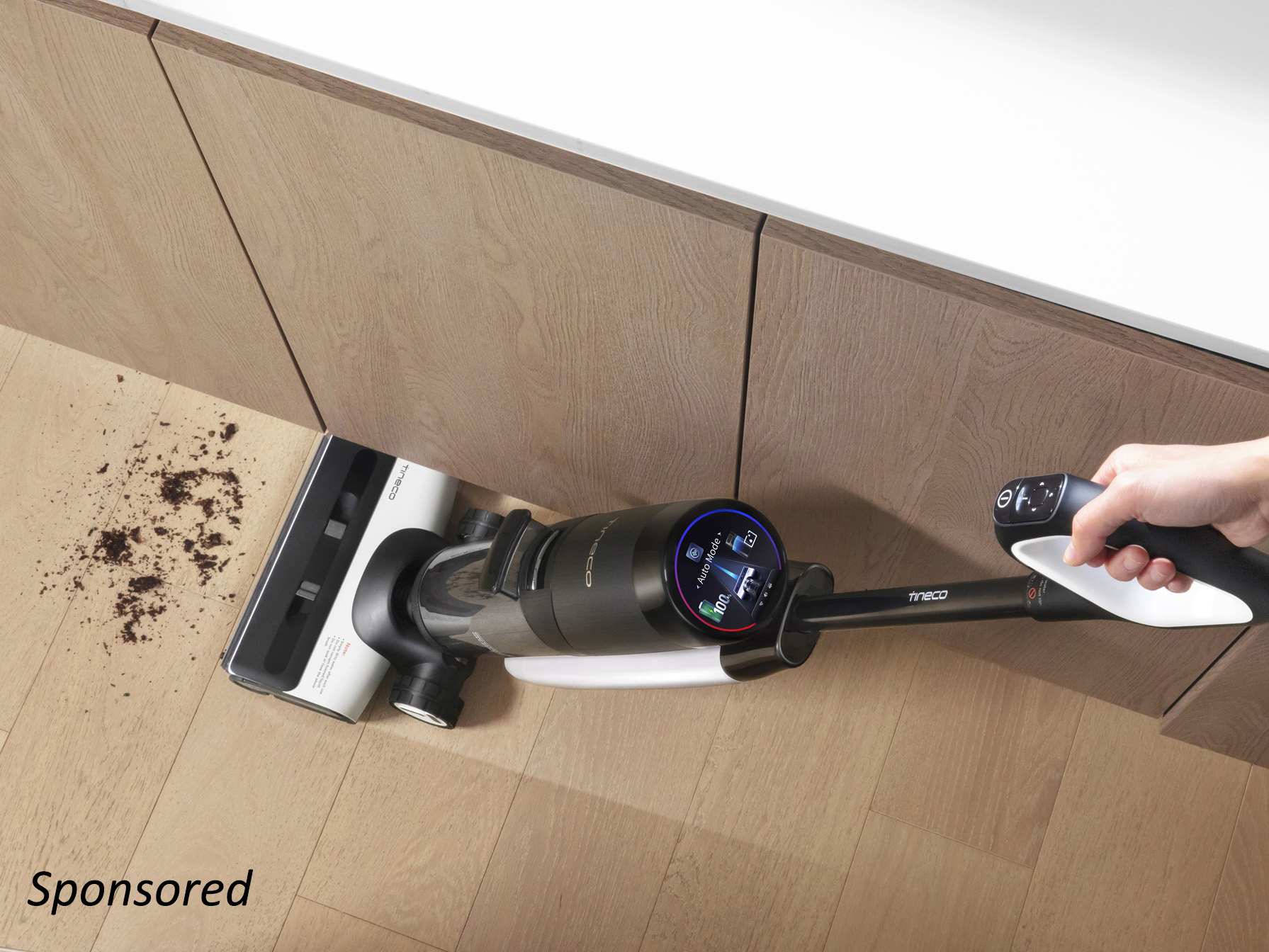 Tineco FLOOR ONE S7 PRO cleaning around baseboards sponsored