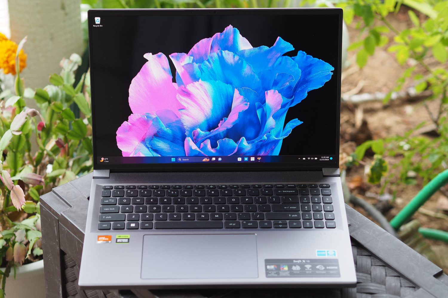 Acer Swift X 16 review: the anti-MacBook Pro - Vimarsana News