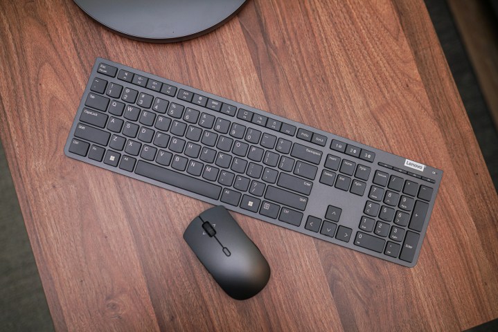 A wireless keyboard and mouse for the Lenovo Yoga AIO 9i.