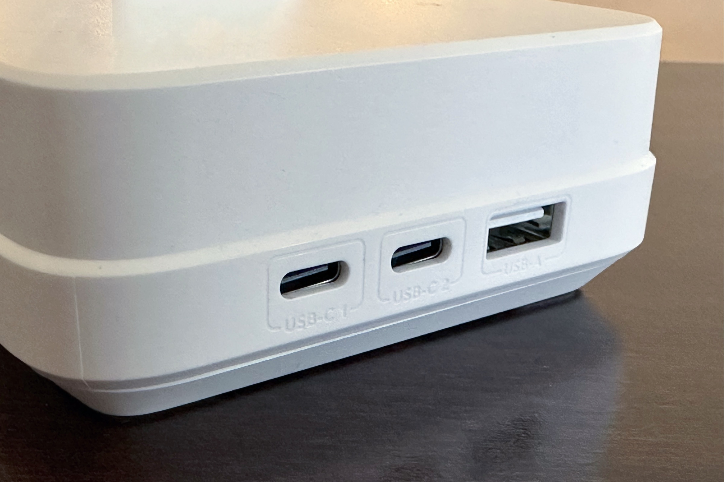 Closeup of USB-C and USB-A ports on ESR 6-in-1 charging stand.