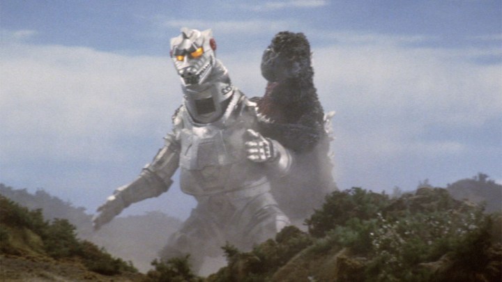 يهاجم جودزيلا Mechagodzilla من الخلف في Godzilla vs. Mechagodzilla.