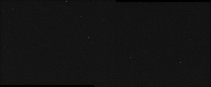 Este mosaico se hizo a partir de imágenes de "primera luz" adquiridas por las dos cámaras de la nave espacial Psyche de la NASA el 4 de diciembre de 2023. El campo de visión de este mosaico es de unos 8 grados de ancho por 3,5 grados de alto. Las imágenes se adquirieron utilizando el filtro claro o de "banda ancha" de la cámara y un tiempo de exposición de seis segundos. El generador de imágenes A tomó la mitad izquierda del mosaico; El generador de imágenes B tomó la mitad derecha.