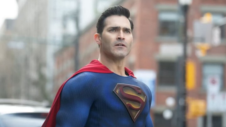 Tyler Hoechlin como Superman en Superman y Lois.