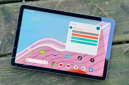 Google just launched a new Pixel Tablet … kind of