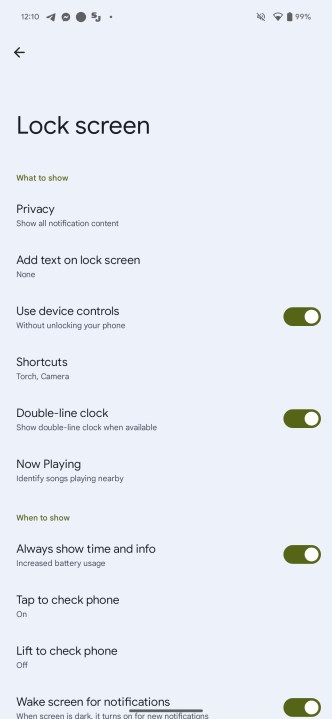 Las opciones avanzadas de la pantalla de bloqueo en Android 14.