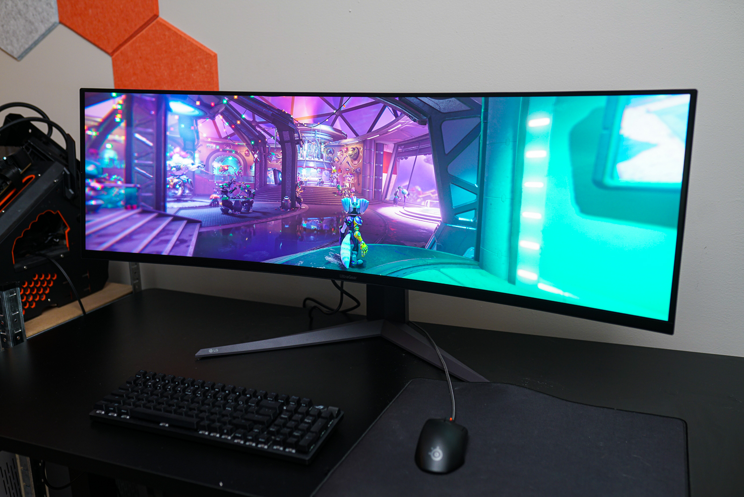 LG UltraGear 45GR75DC 45-inch Mega-wide 200 Hz Gaming Monitor Review: Wide  Screen, Wide Gamut and Speedy Gaming
