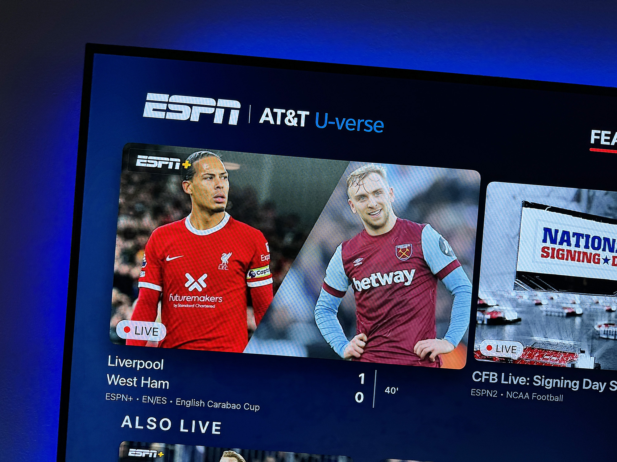 ESPN Plus 直播利物浦对阵西汉姆联的卡拉宝杯比赛。