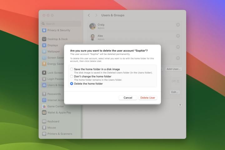 برنامه تنظیمات در macOS Sonoma گزینه ای را برای حذف حساب کاربری مک نشان می دهد.