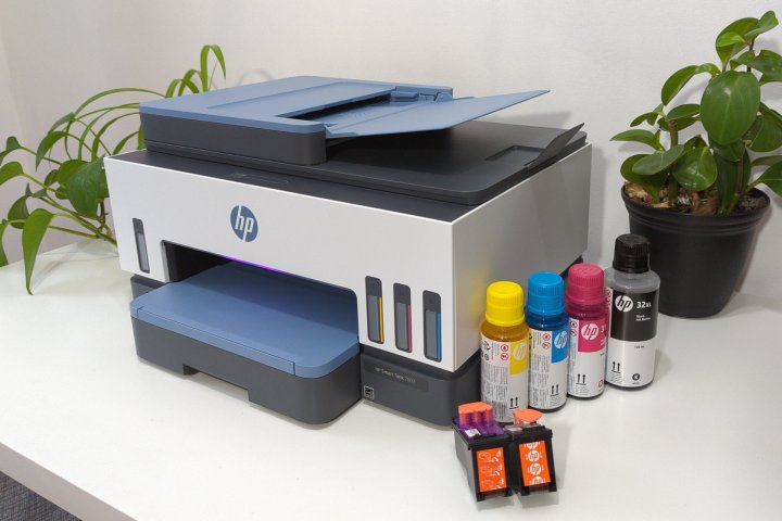 HP includes full ink bottles with the Smart Tank 7602.