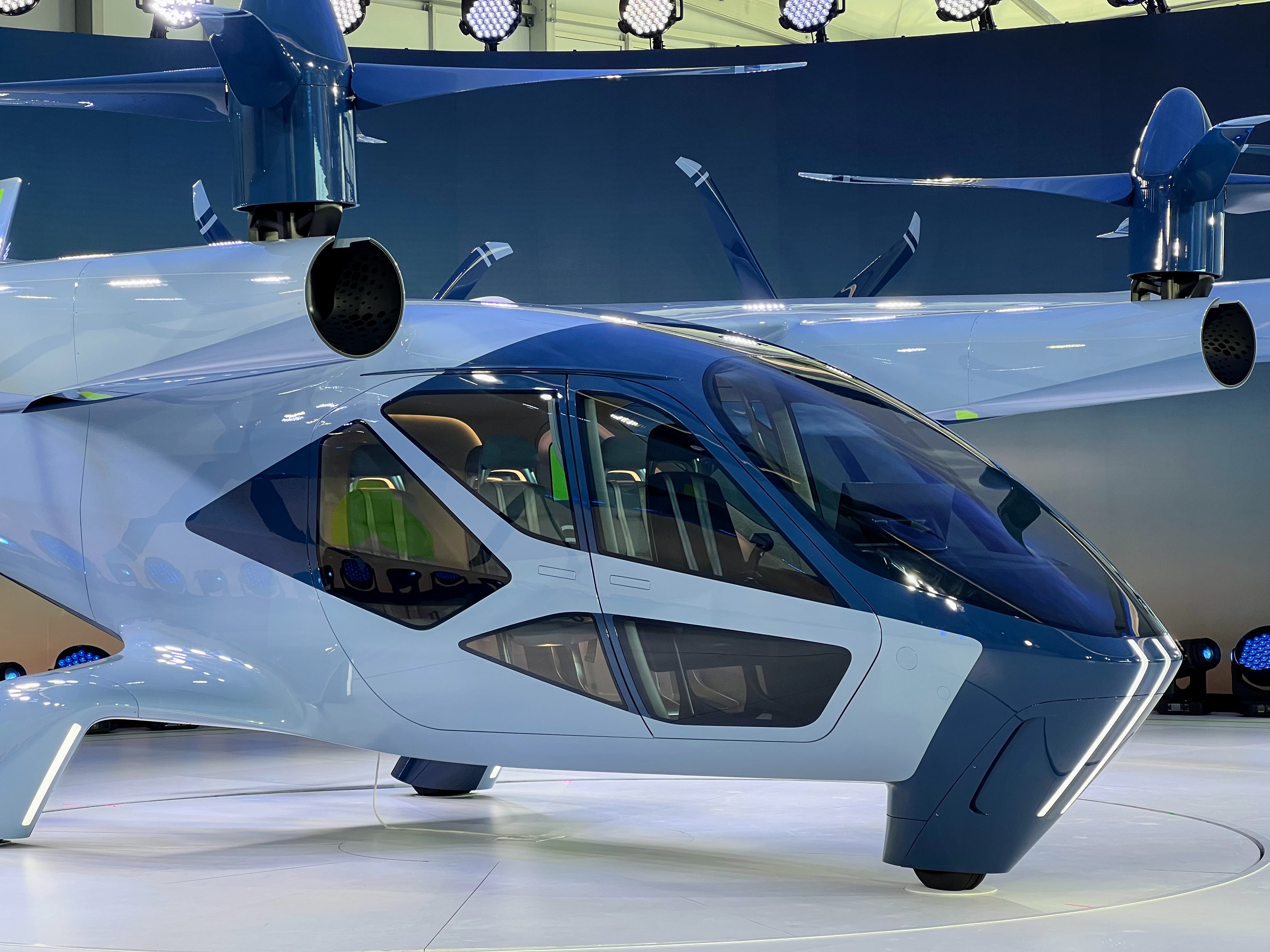 The Supernal S-A2 features a glassy cockpit and room for up to four passengers.