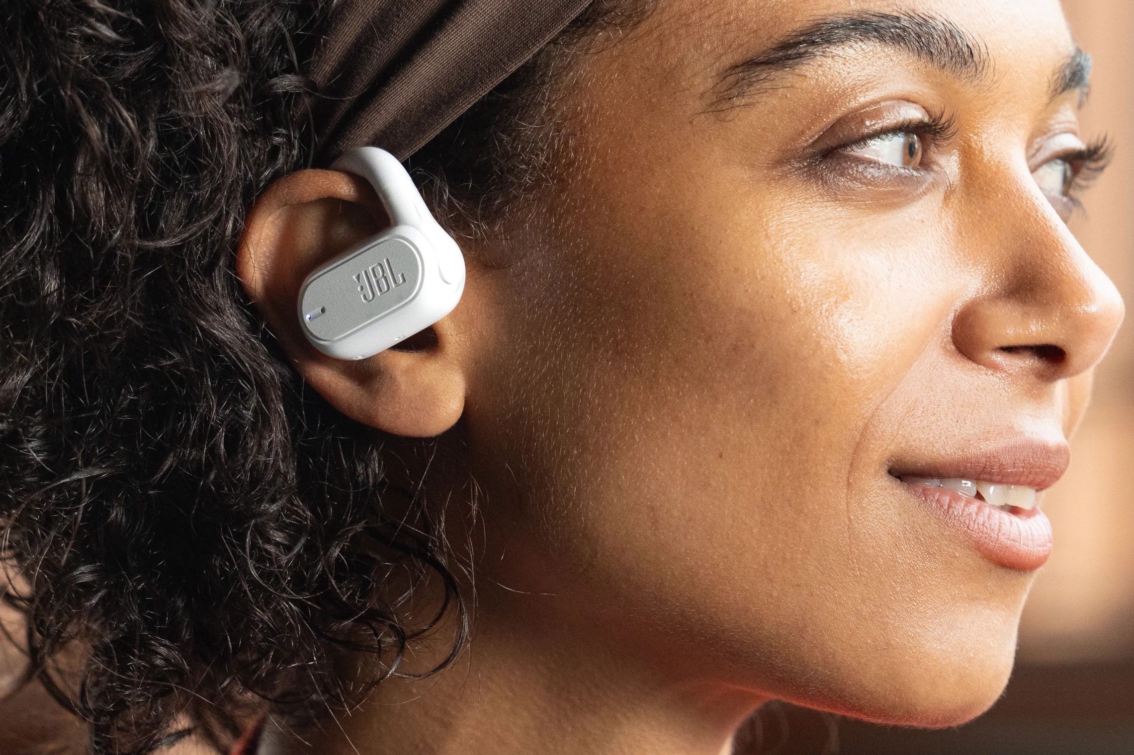JBL's first open-ear earbuds coming in March for $150 - Vimarsana News
