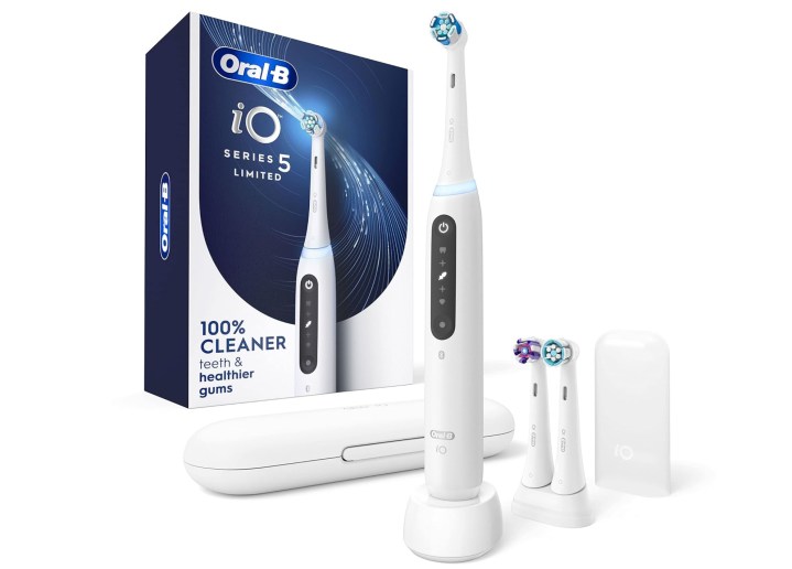 Oral-B iO Series 5 with accessories