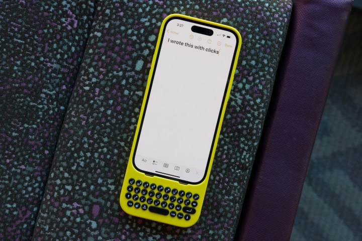 An iPhone in the Clicks keyboard case.