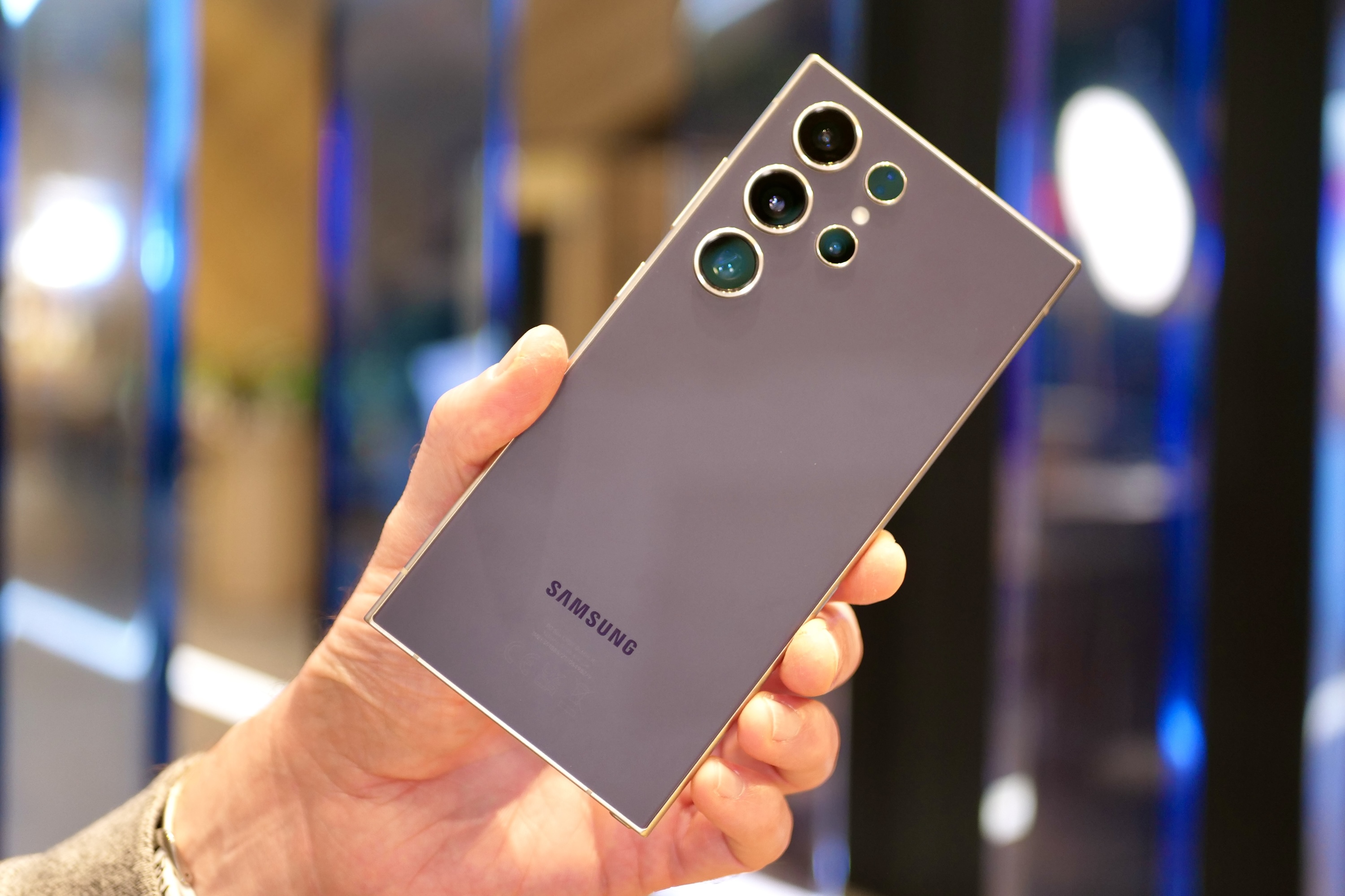 The Samsung Galaxy S24 Ultra turned me into an AI believer - Vimarsana News