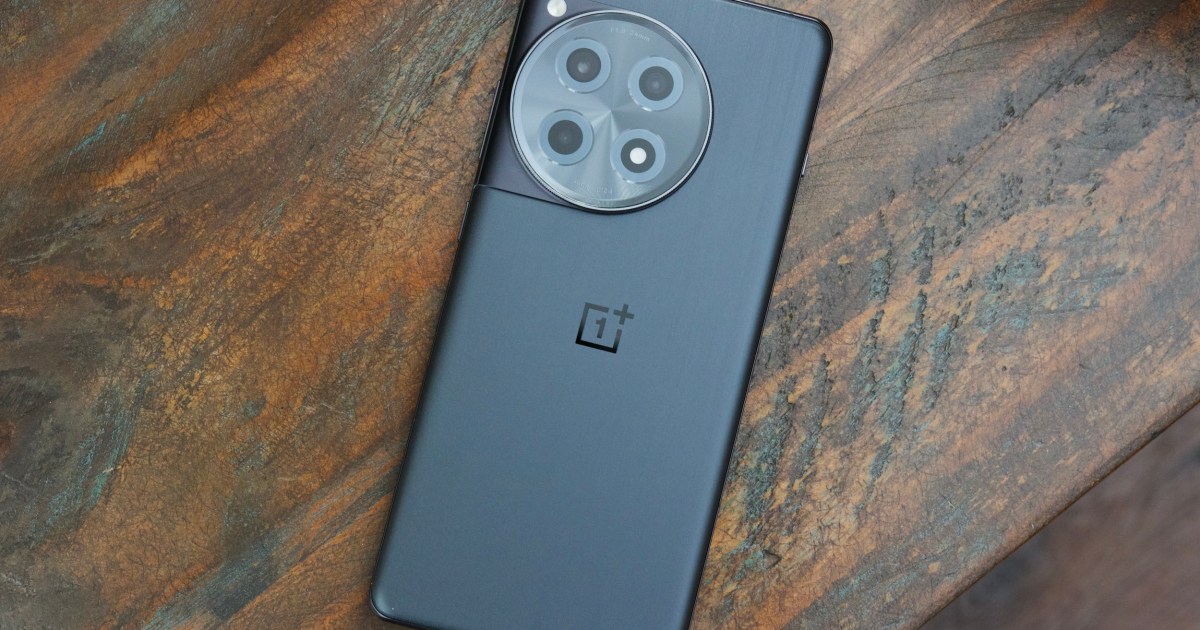 The Ultimate Mid-Range Marvel: OnePlus 12R Reviewed as the Top 0 Phone