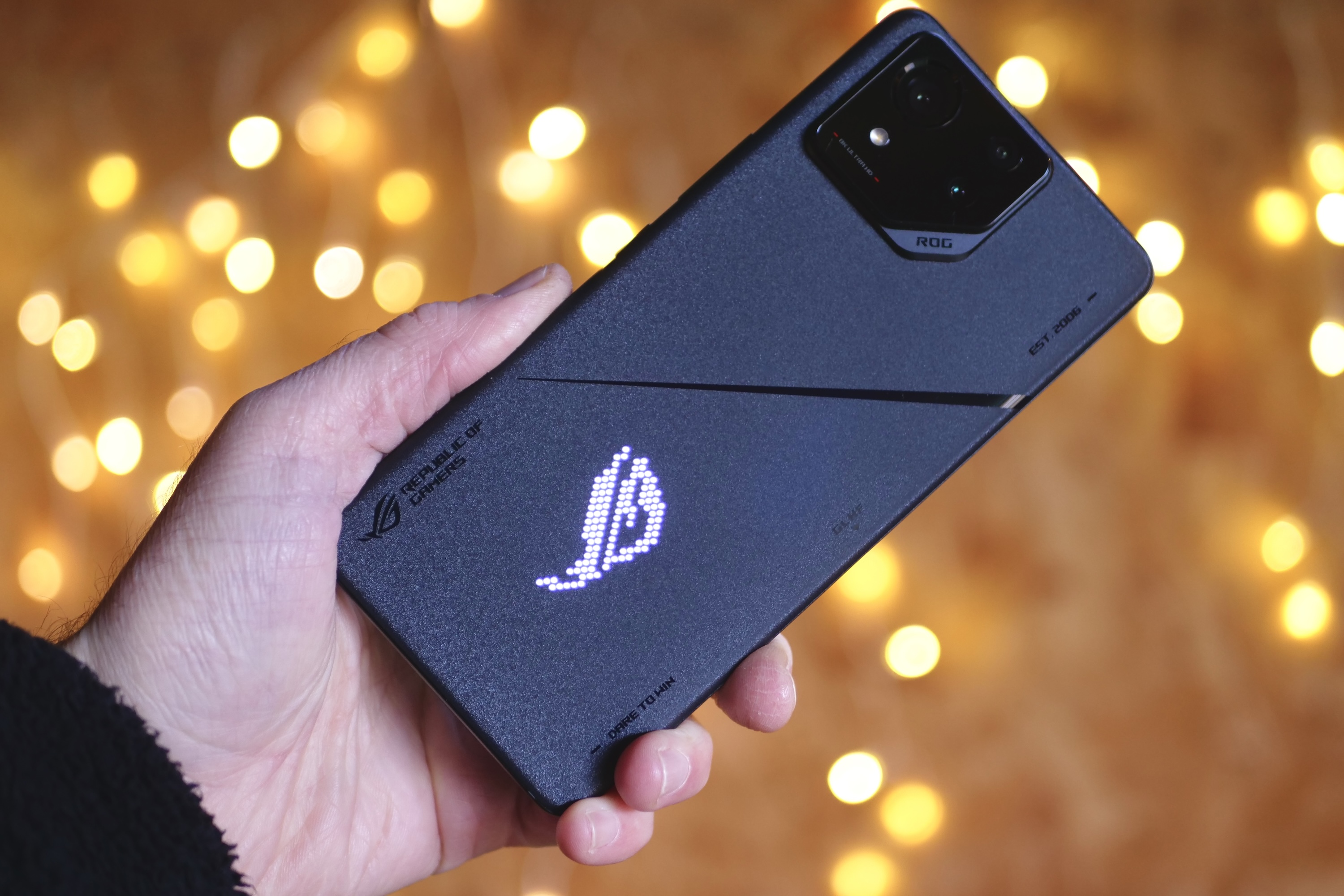 One of the first Android phones of 2024 isn't what you expect - Vimarsana News