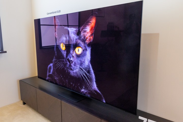 Un televisor OLED de Samsung sin la función antirreflejos.