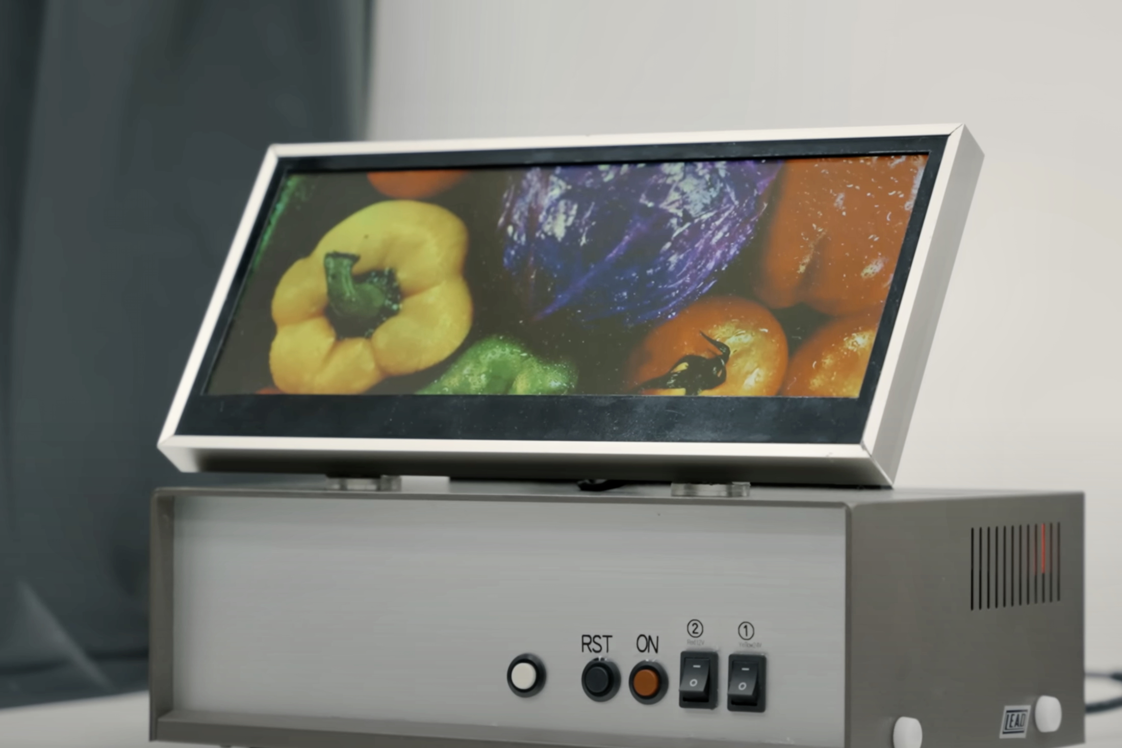 Sharp secretly revealed the first QDEL TV at CES - Vimarsana News