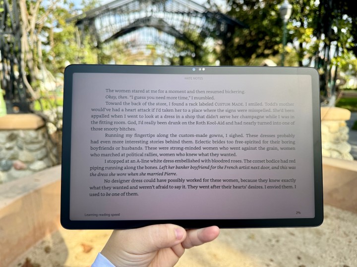 TCL NXTPAPER 11 reading mode e-book.