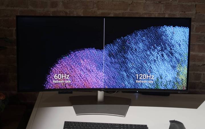 A Dell UltraSharp monitor showing the difference between 60Hz and 120Hz.